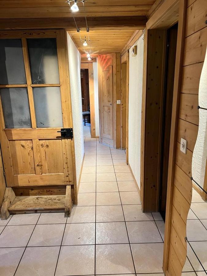 Edelweiss 4 Zi Ferienwohnung In Landhaus Frutigen Bagian luar foto